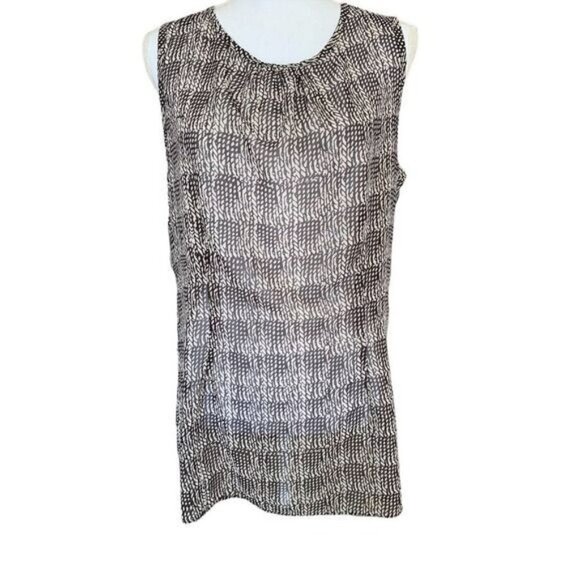 Cabi Womens Top Size Medium Black Cream Sleeveless Sheer Keyhole With Button - Picture 1 of 11